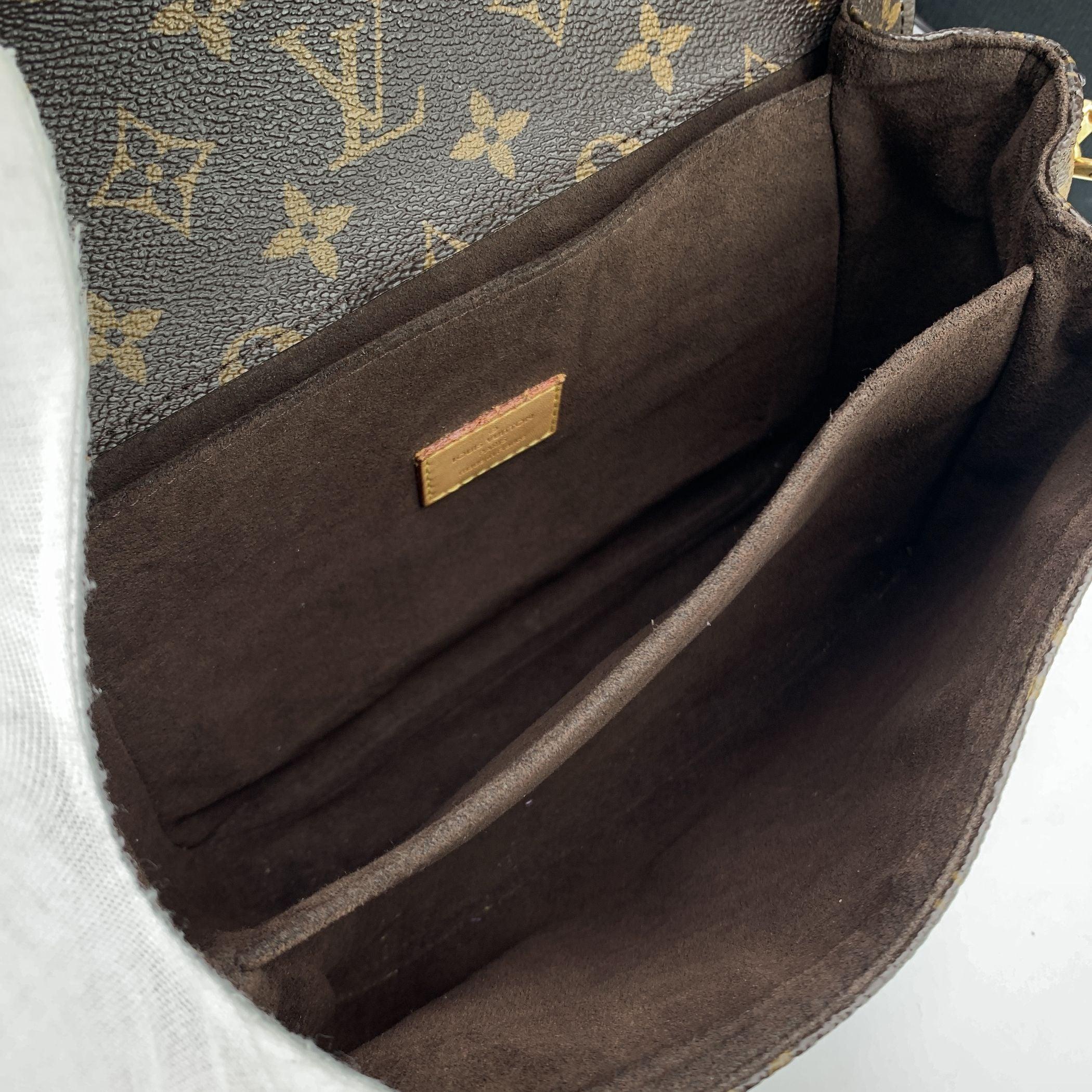 Women's Louis Vuitton Monogram Canvas Pochette Metis Handbag Shoulder Bag