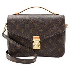 Louis Vuitton Monogram Canvas Pochette Metis Shoulder Bag