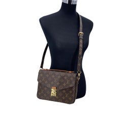 Louis Vuitton Monogram Canvas Pochette Metis Shoulder Bag Handbag