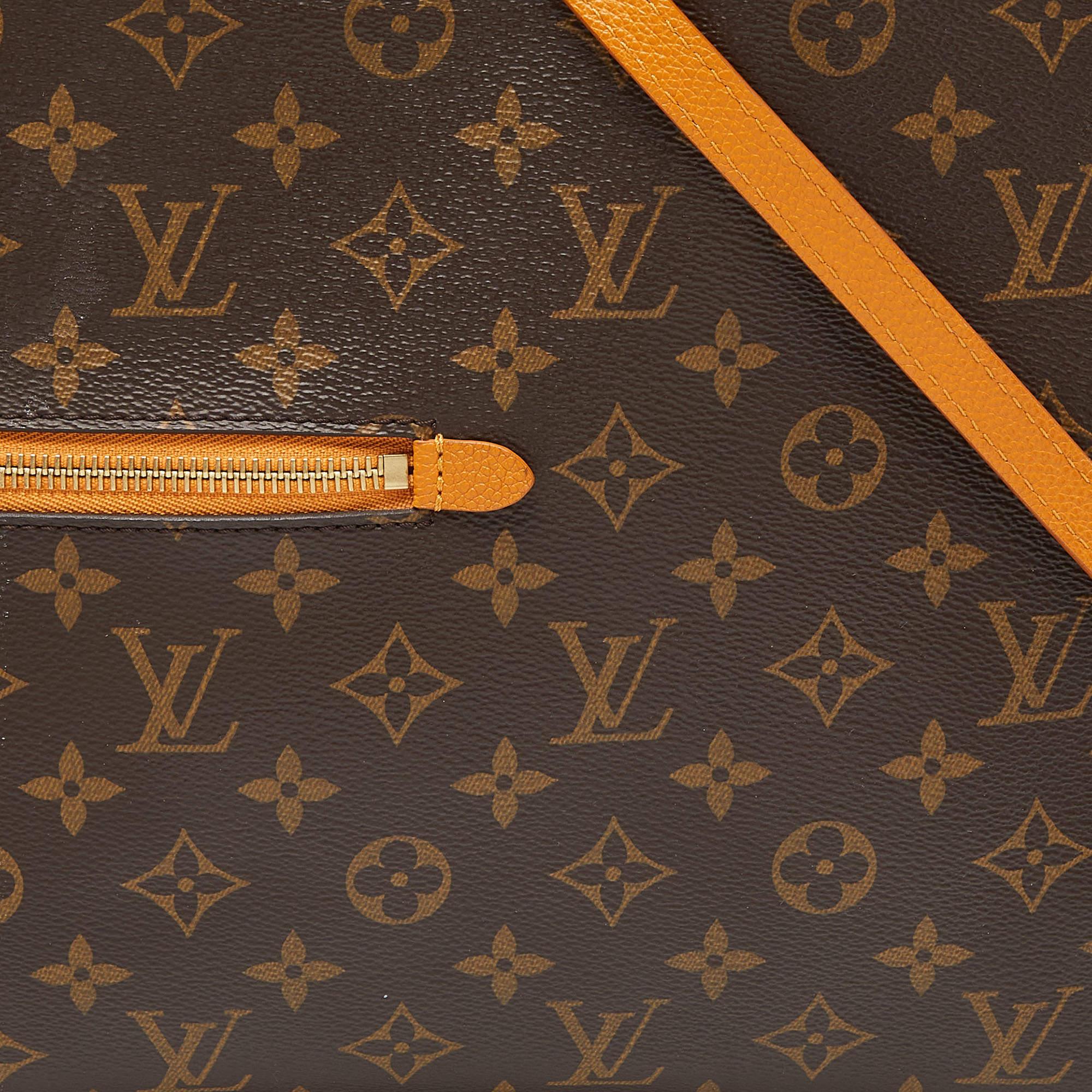 Louis Vuitton Monogram Canvas Popincourt MM Bag In Good Condition For Sale In Dubai, Al Qouz 2