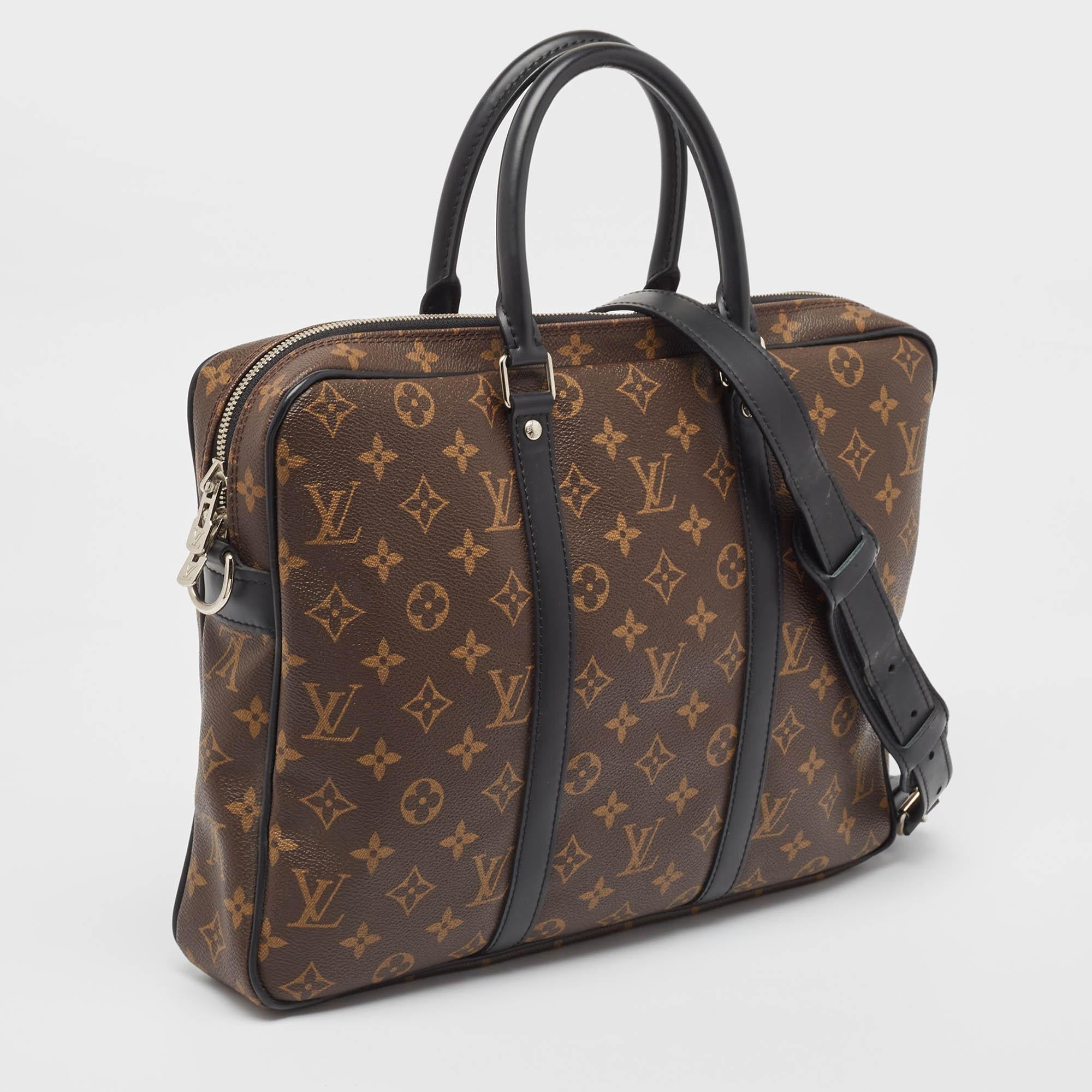 Men's Louis Vuitton Monogram Canvas Porte Documents Voyage PM Bag For Sale