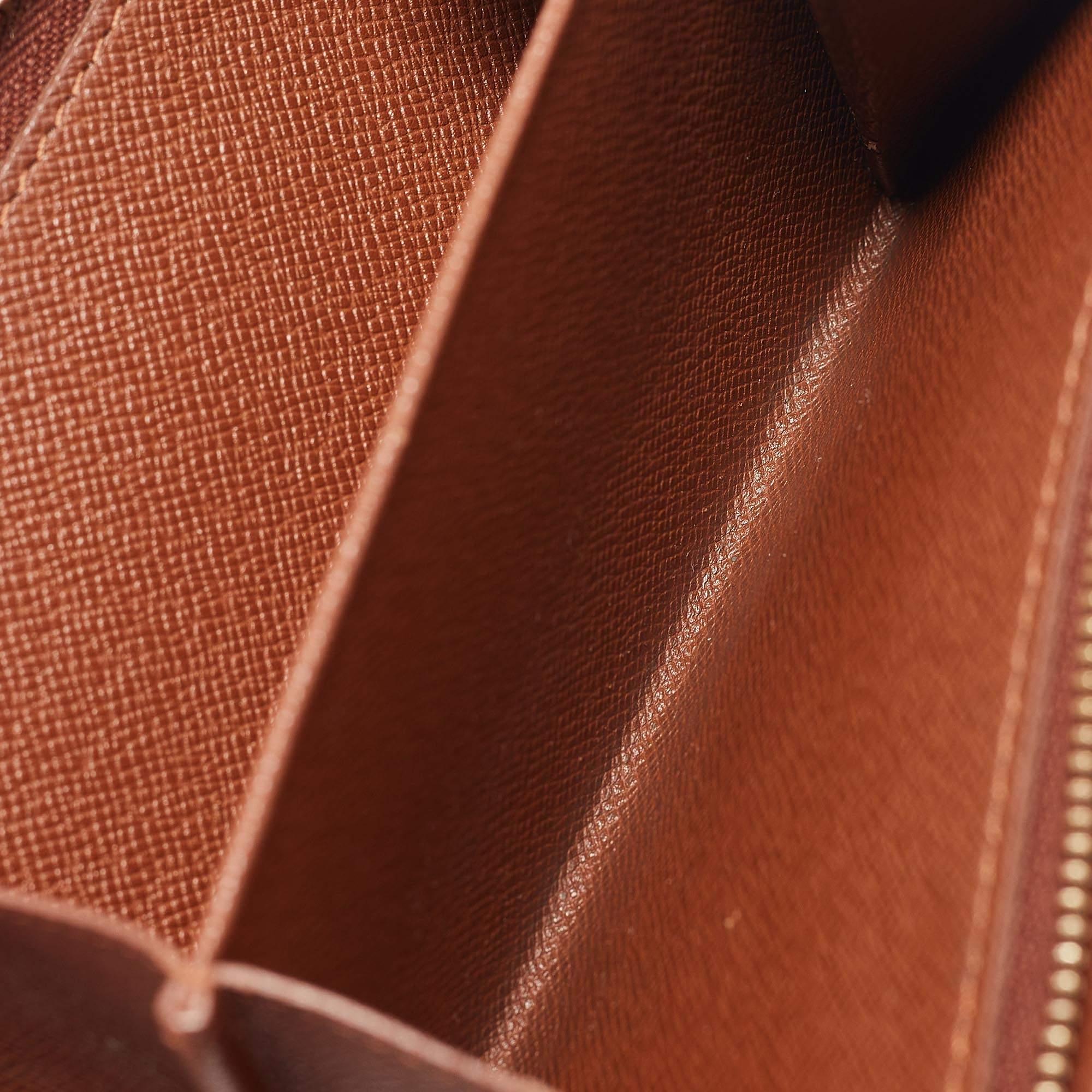 Louis Vuitton Monogram Canvas Porte-Monnaie Tresor Wallet In Fair Condition In Dubai, Al Qouz 2