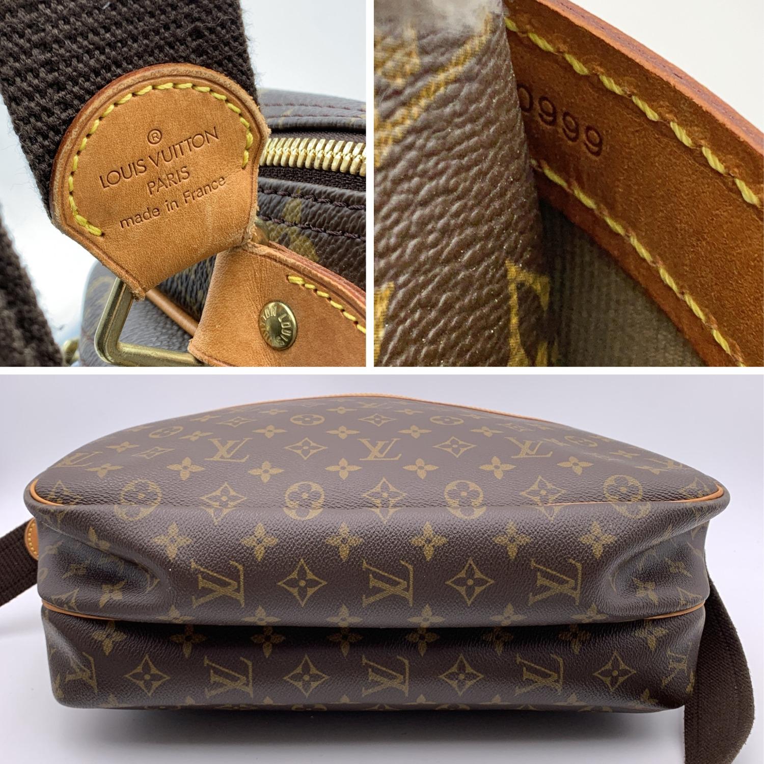 Women's Louis Vuitton Monogram Canvas Reporter GM Crossbody Messenger Bag