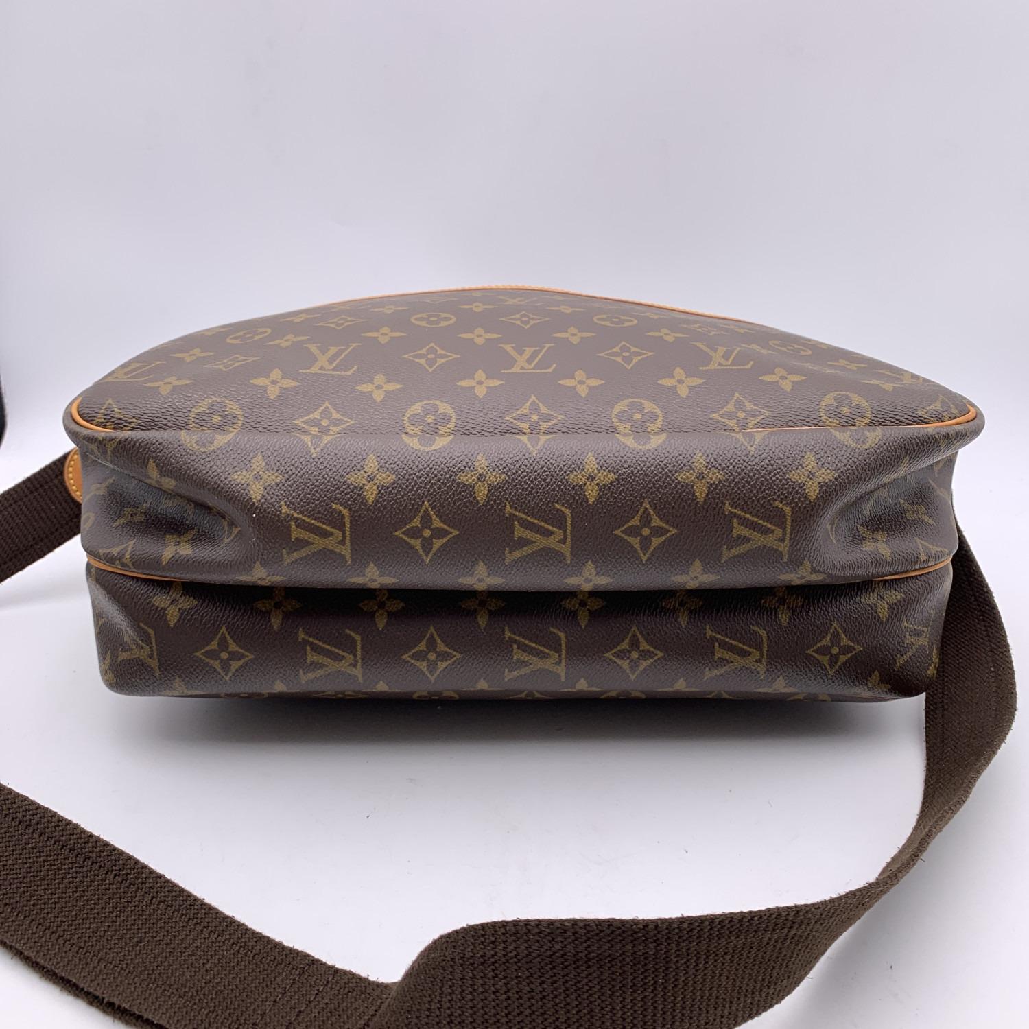 Louis Vuitton Monogram Canvas Reporter GM Crossbody Messenger Bag 3
