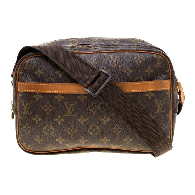 Louis Vuitton Monogram Canvas Reporter PM Bag For Sale at 1stdibs