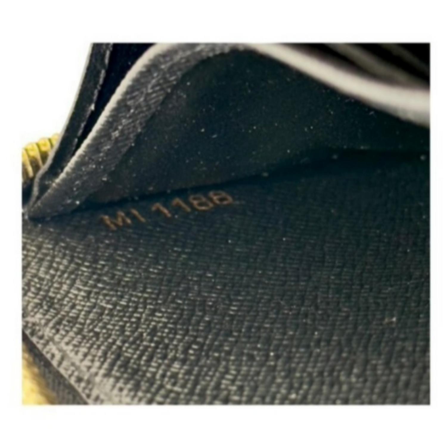 Portafoglio Louis Vuitton Monogram Canvas Retiro Continental Zippy in vendita 3