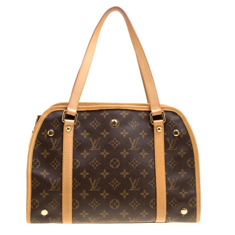 Everything falls short when we are talking about dogs, and the love dog-lovers bears for them. To extend this profound companionship all day long, Louis Vuitton brings you this ultra-chic and functional Sac Baxter PM Dog Carrier bag. It's a lovely