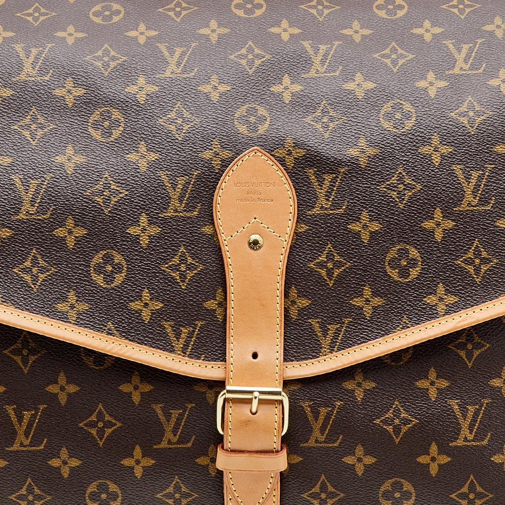 Louis Vuitton Monogram Canvas Sac Chasse Hunting Bag In Good Condition In Dubai, Al Qouz 2