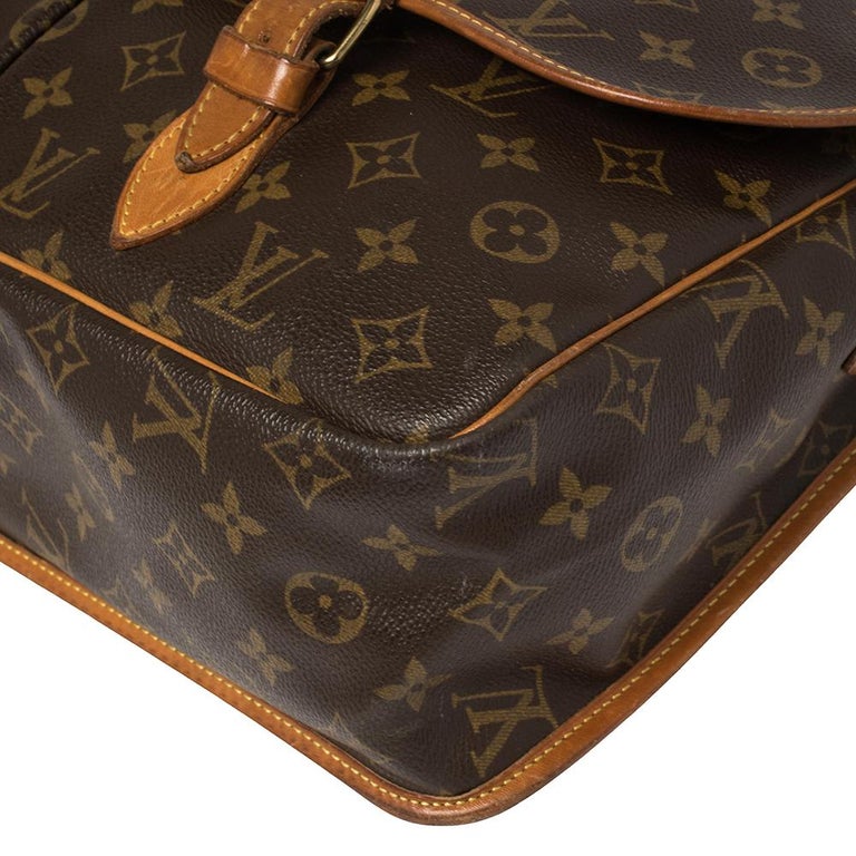 Louis Vuitton - Authenticated Gibeciere Handbag - Leather Brown Plain for Women, Very Good Condition