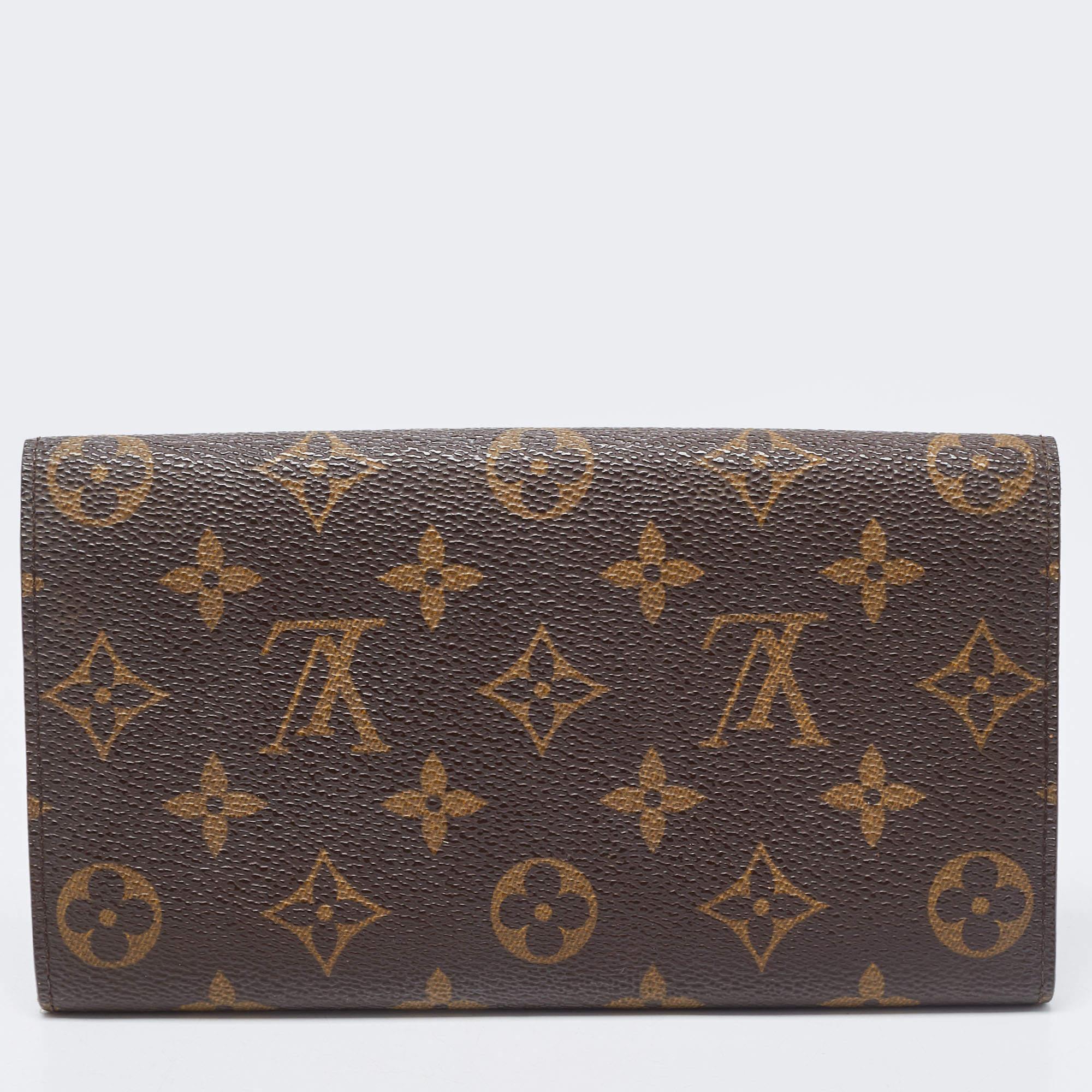 Louis Vuitton Portefeuille Sarah en toile monogrammée Pour femmes en vente