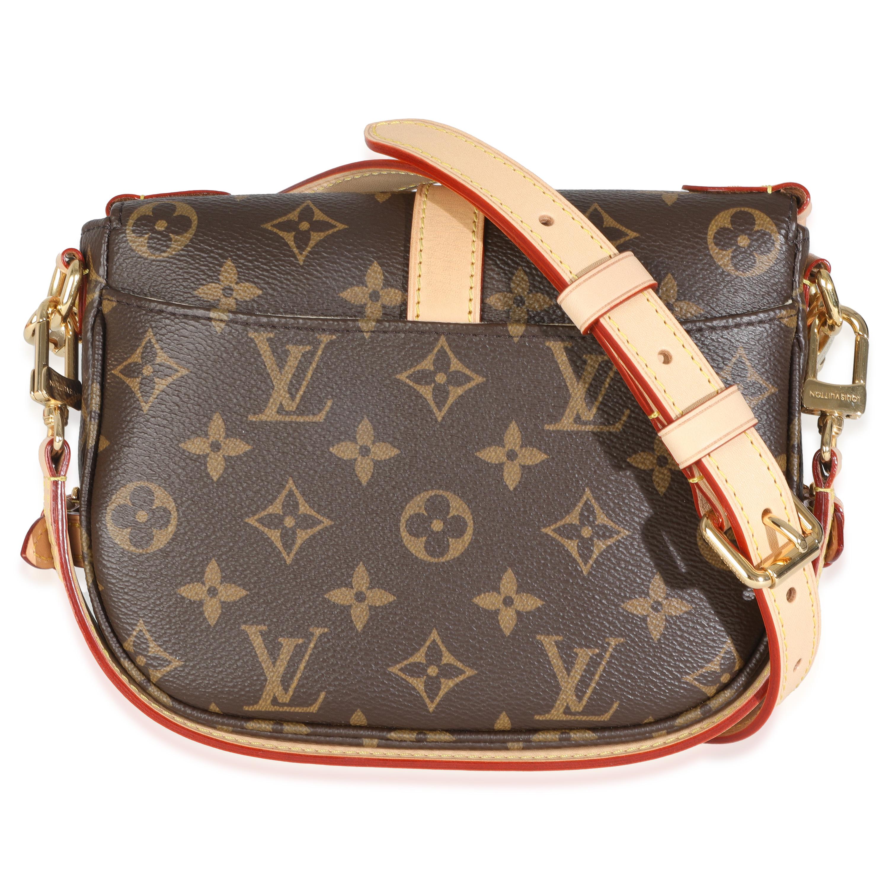 Titre de la liste : Louis Vuitton Monogram Canvas Saumur BB
SKU : 147295
MSRP : 2160.00 USD
Condit : Usagé 
Condition du sac à main : Excellent
Commentaires sur l'état : L'article est en excellent état et présente de légers signes d'usure. Usure du