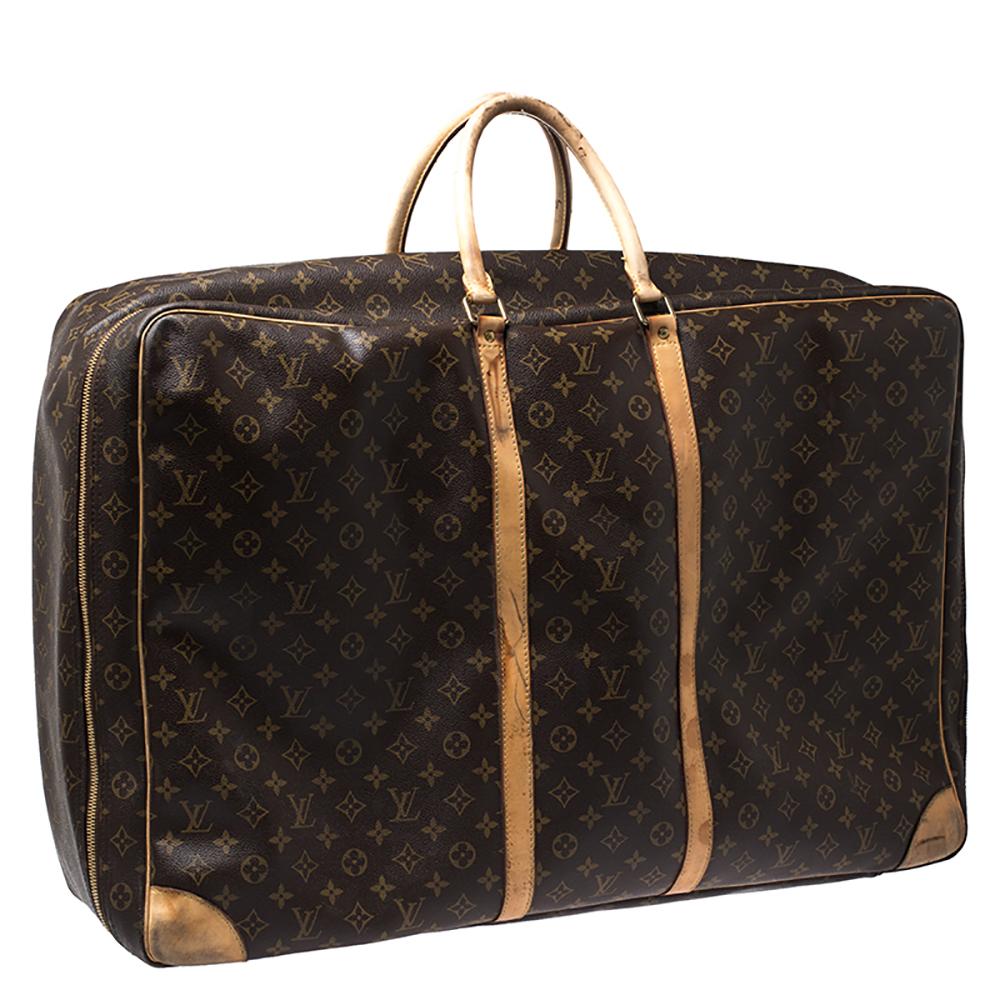 tumi duffel bag