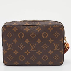 Monogram Canvas Soft Trunk Pouch von Louis Vuitton