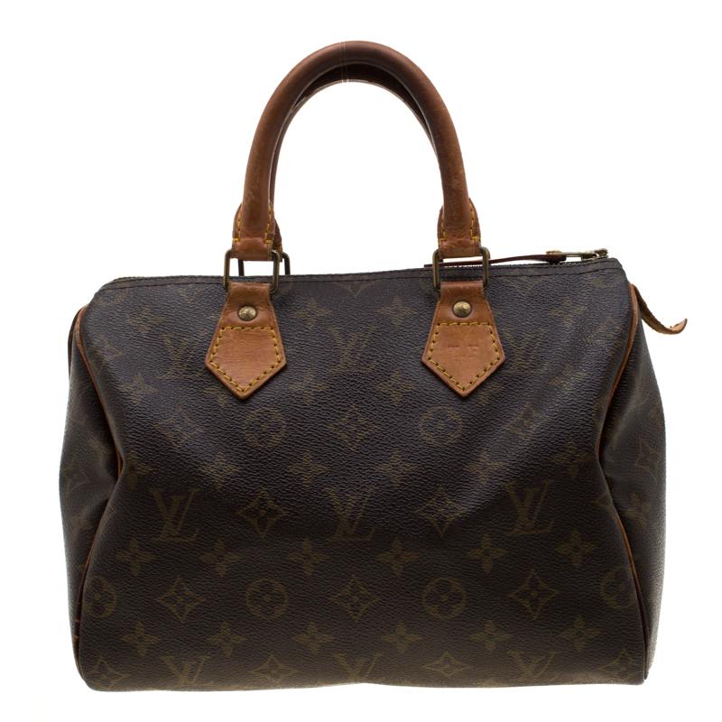 A traditional style that takes you back to the 1960’s, Speedy was one of the first bags made by Louis Vuitton for everyday use. Brown in color, the bag is crafted from LV’s signature coated canvas and leather trims. It has gold-tone hardware and