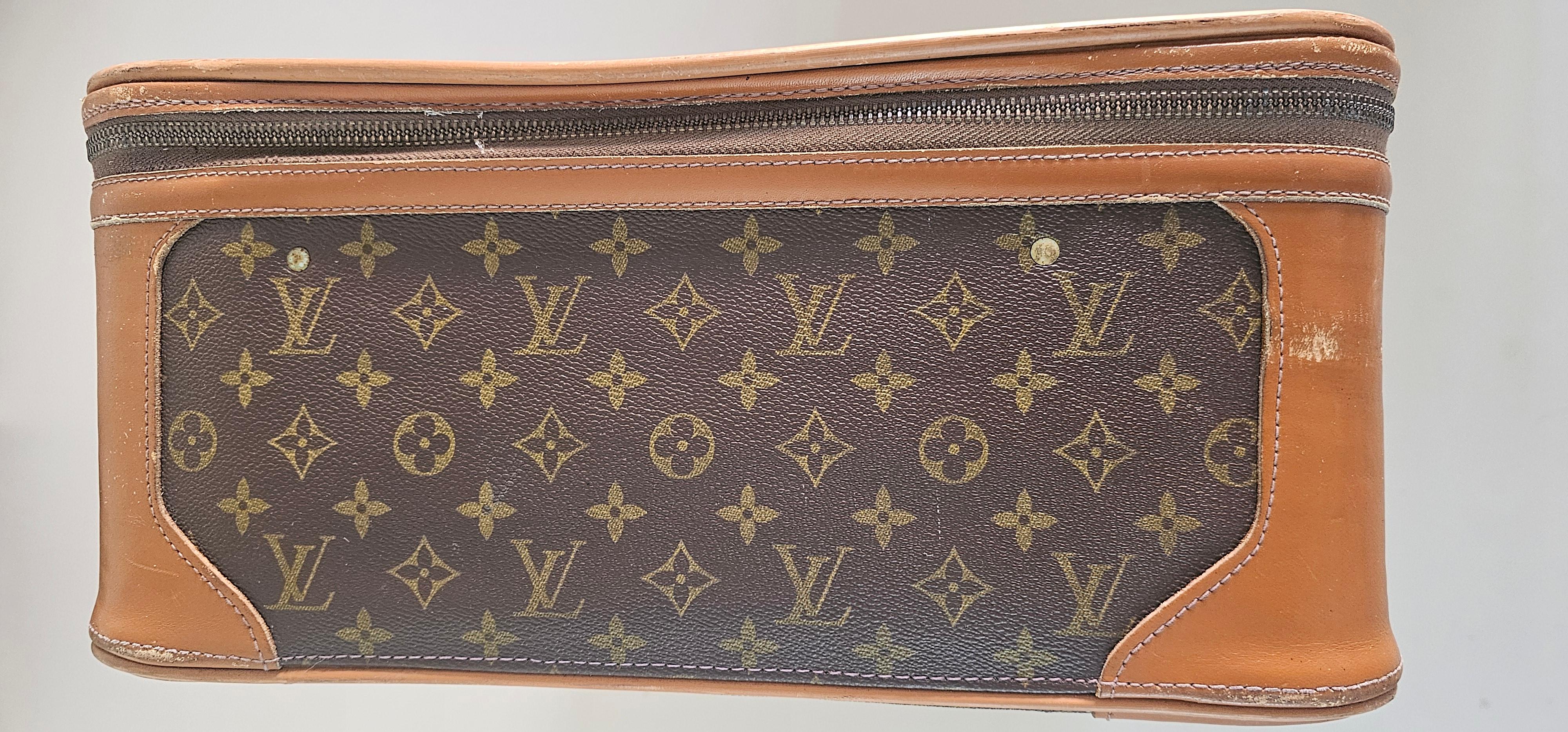 Valigia in tela Monogram Louis Vuitton anni '70 in vendita 12