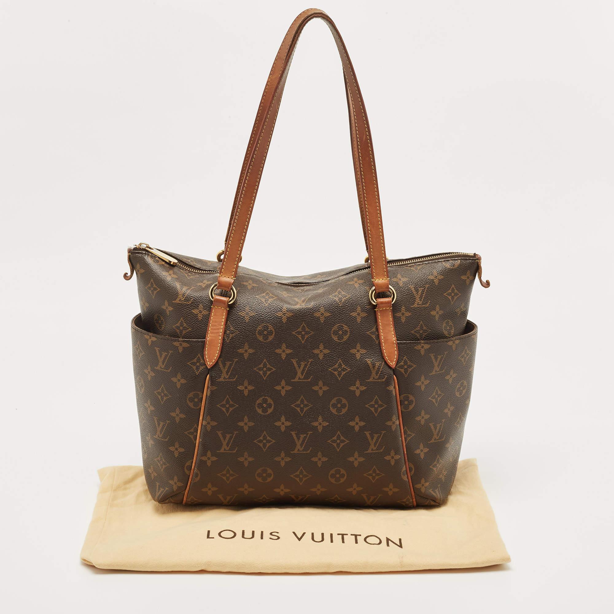 Louis Vuitton Monogram Canvas Totally MM Bag 11