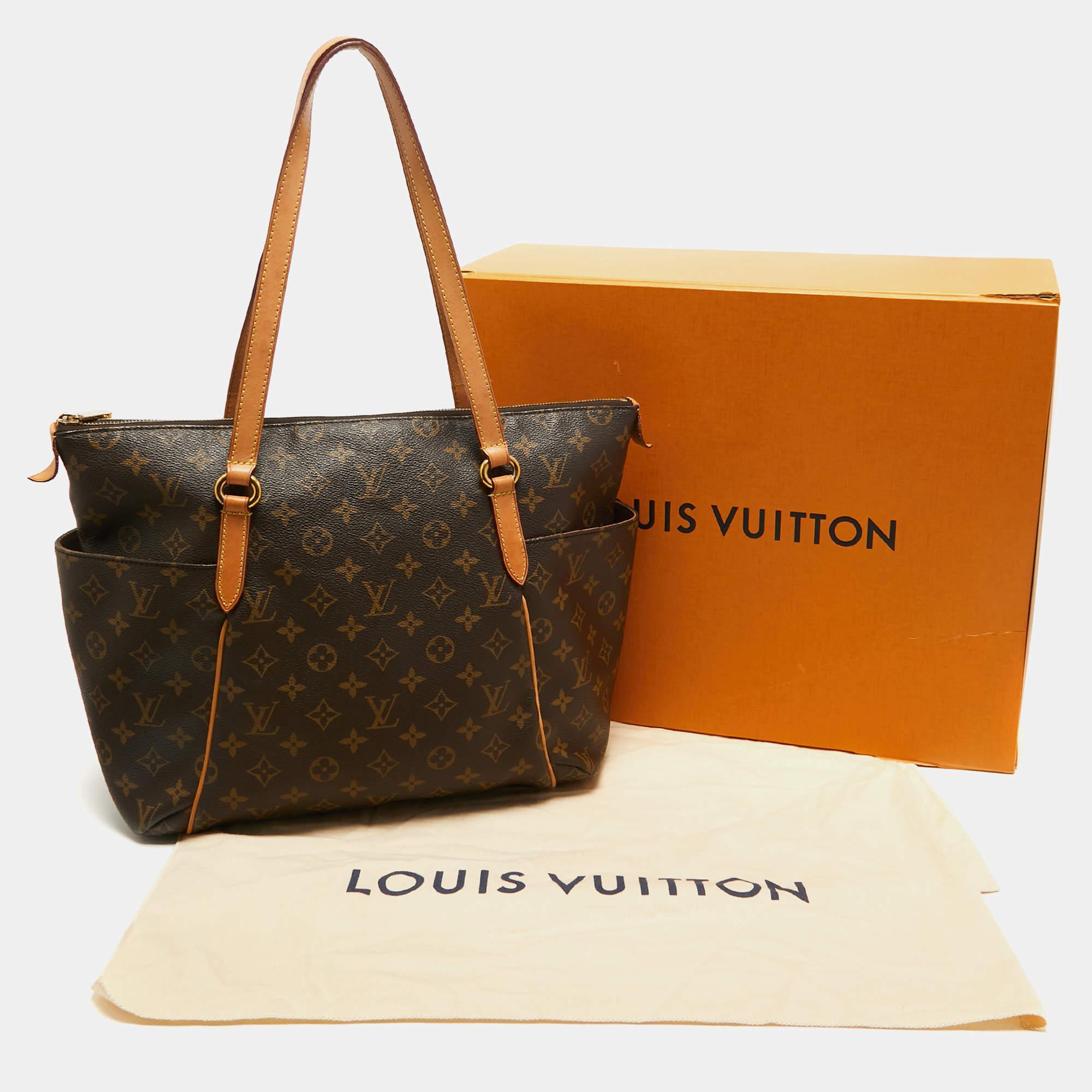 Louis Vuitton Monogram Canvas Totally MM Bag 11