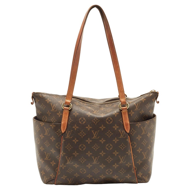 LOUIS VUITTON PETIT NOE: 6 MONTH REVIEW! Wear and tear? Is it worth it?