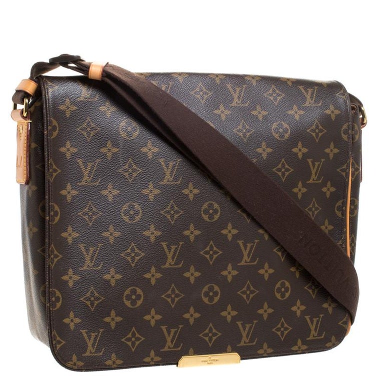 Louis Vuitton Monogram Canvas Valmy MM Bag For Sale at 1stDibs