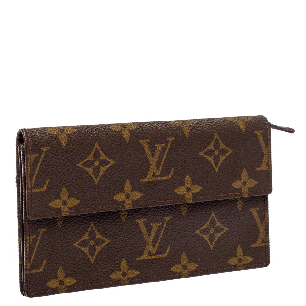 Louis Vuitton Monogram Canvas Vintage Flap Wallet For Sale at 1stDibs