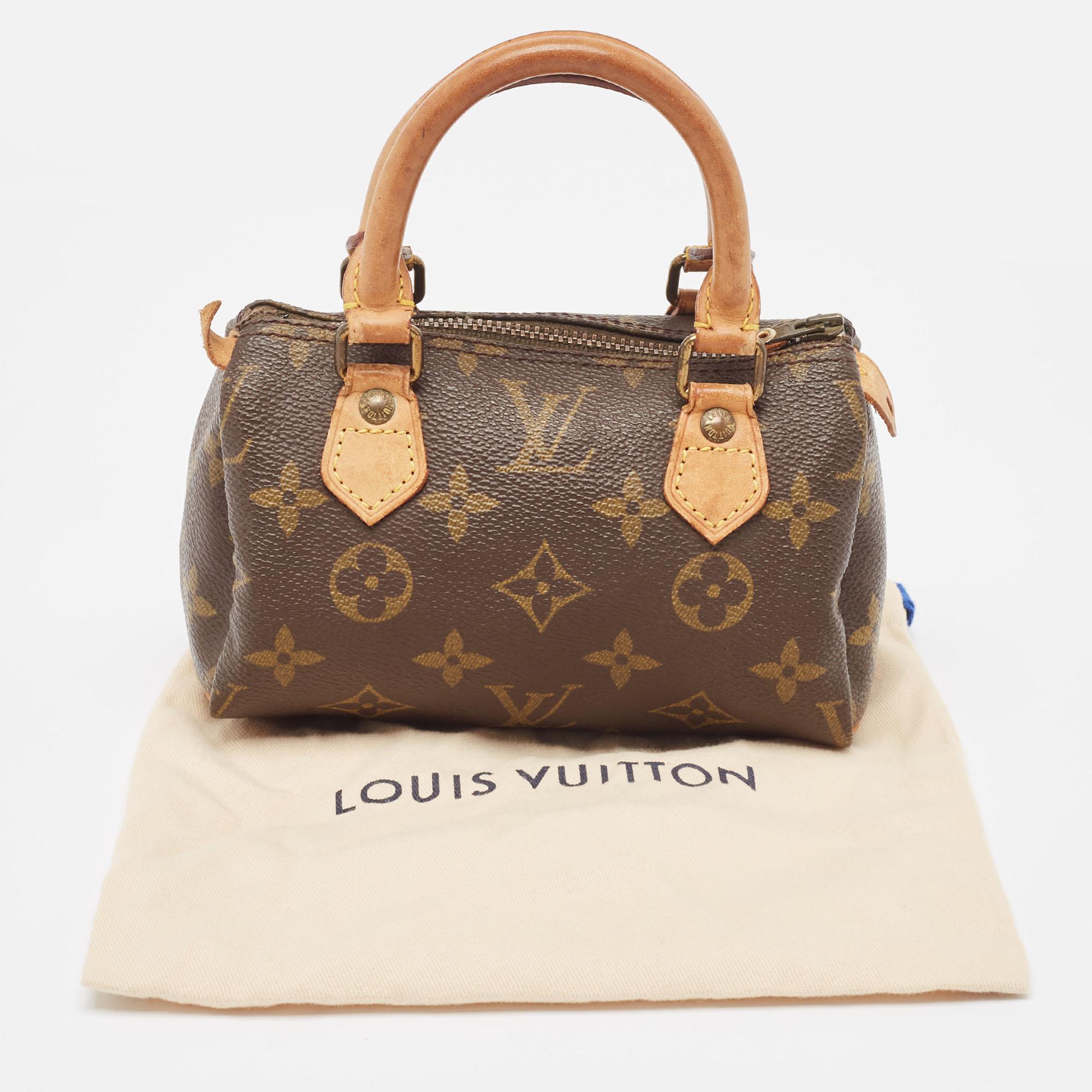 Louis Vuitton Monogram Canvas Vintage Speedy Bag For Sale 15