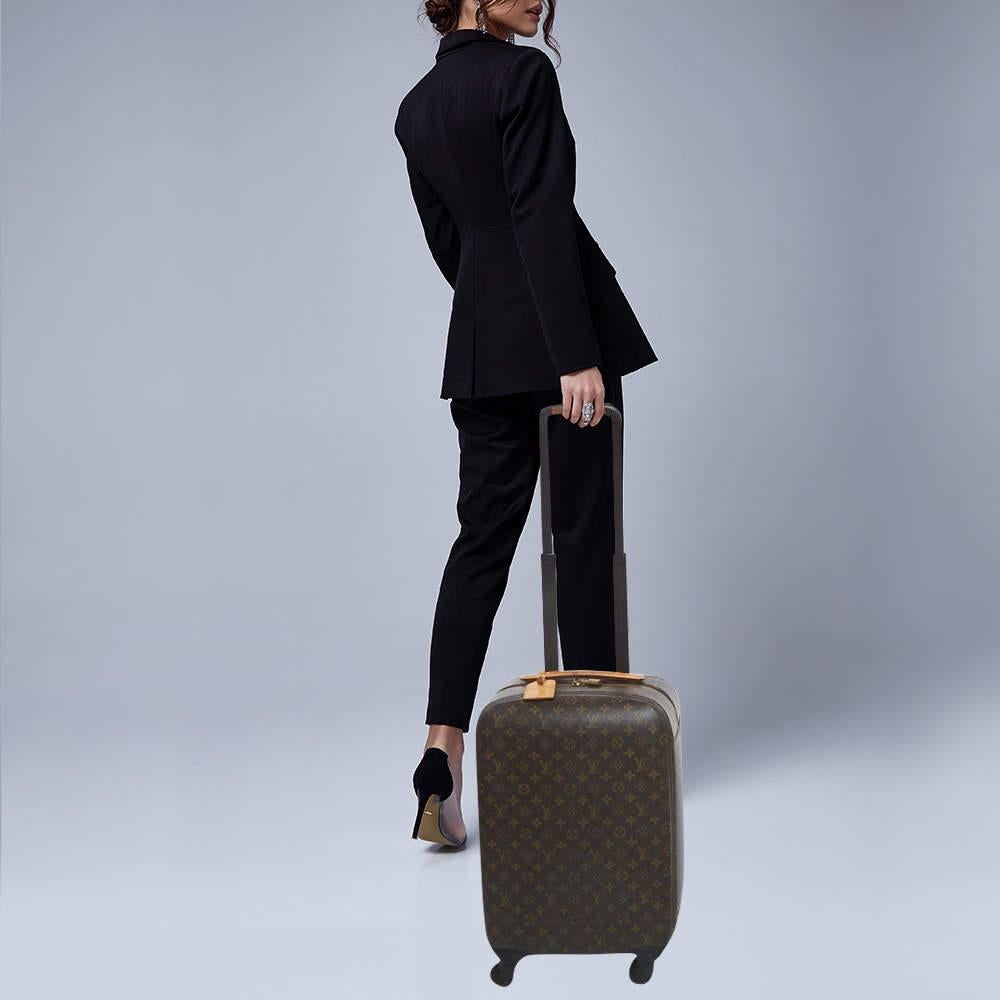 Louis Vuitton Monogram Canvas Zephyr 55 Luggage In Good Condition For Sale In Dubai, Al Qouz 2