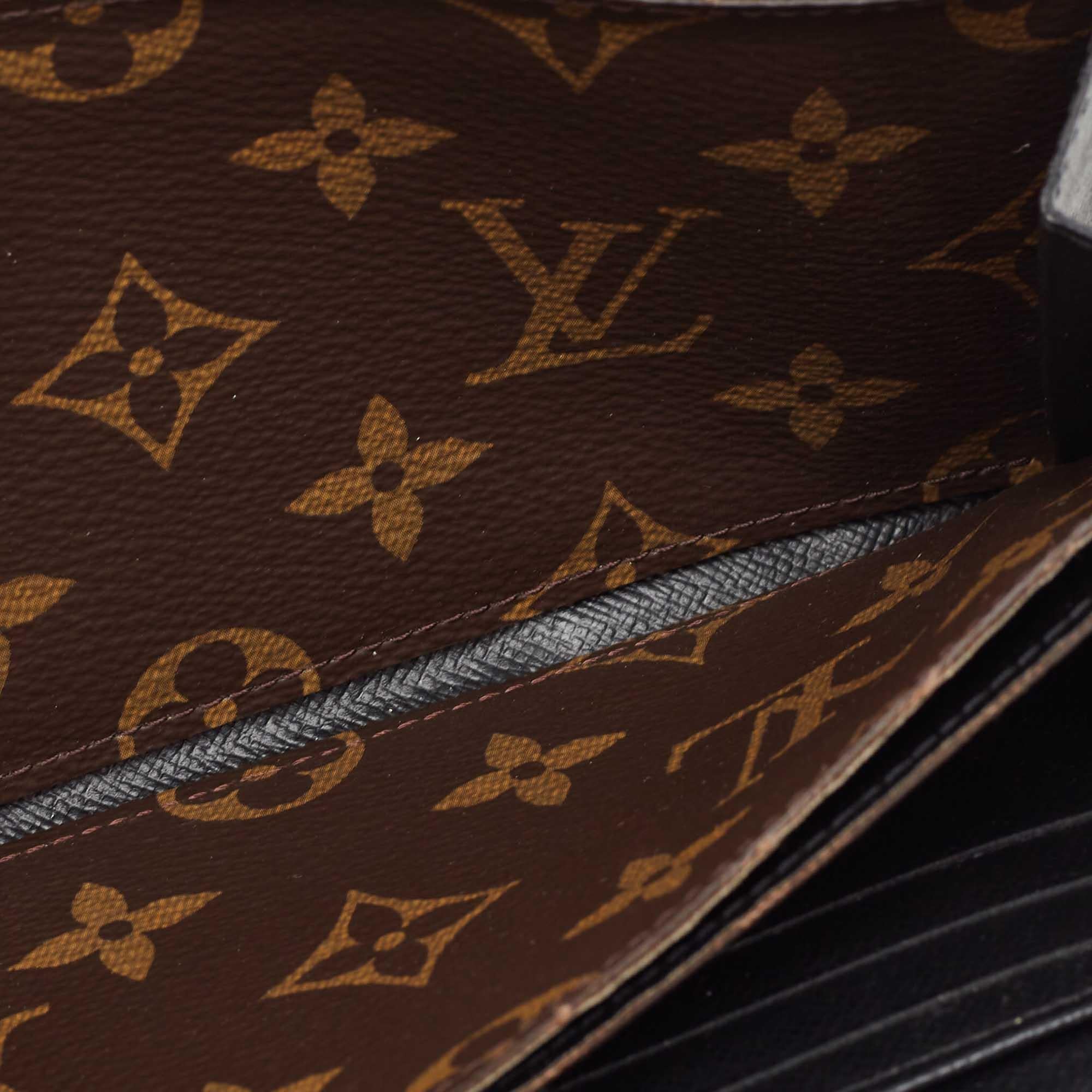 Louis Vuitton Monogram Canvas Zippy Retiro Zip Around Wallet 3