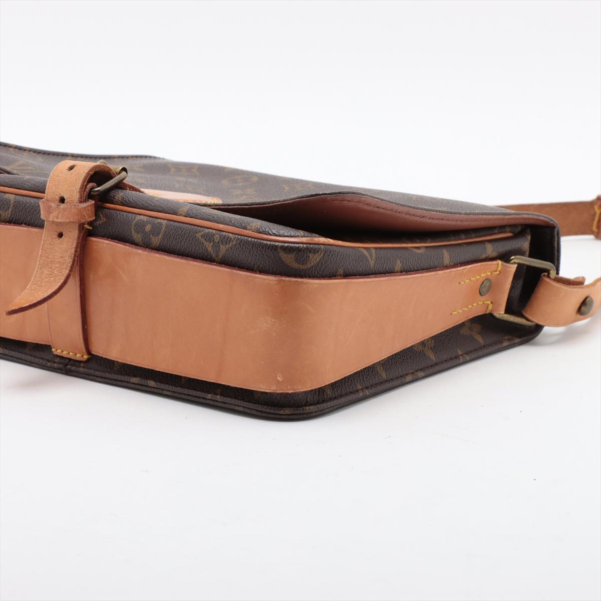 Louis Vuitton Monogram Cartouchiere In Good Condition For Sale In Humacao, PR