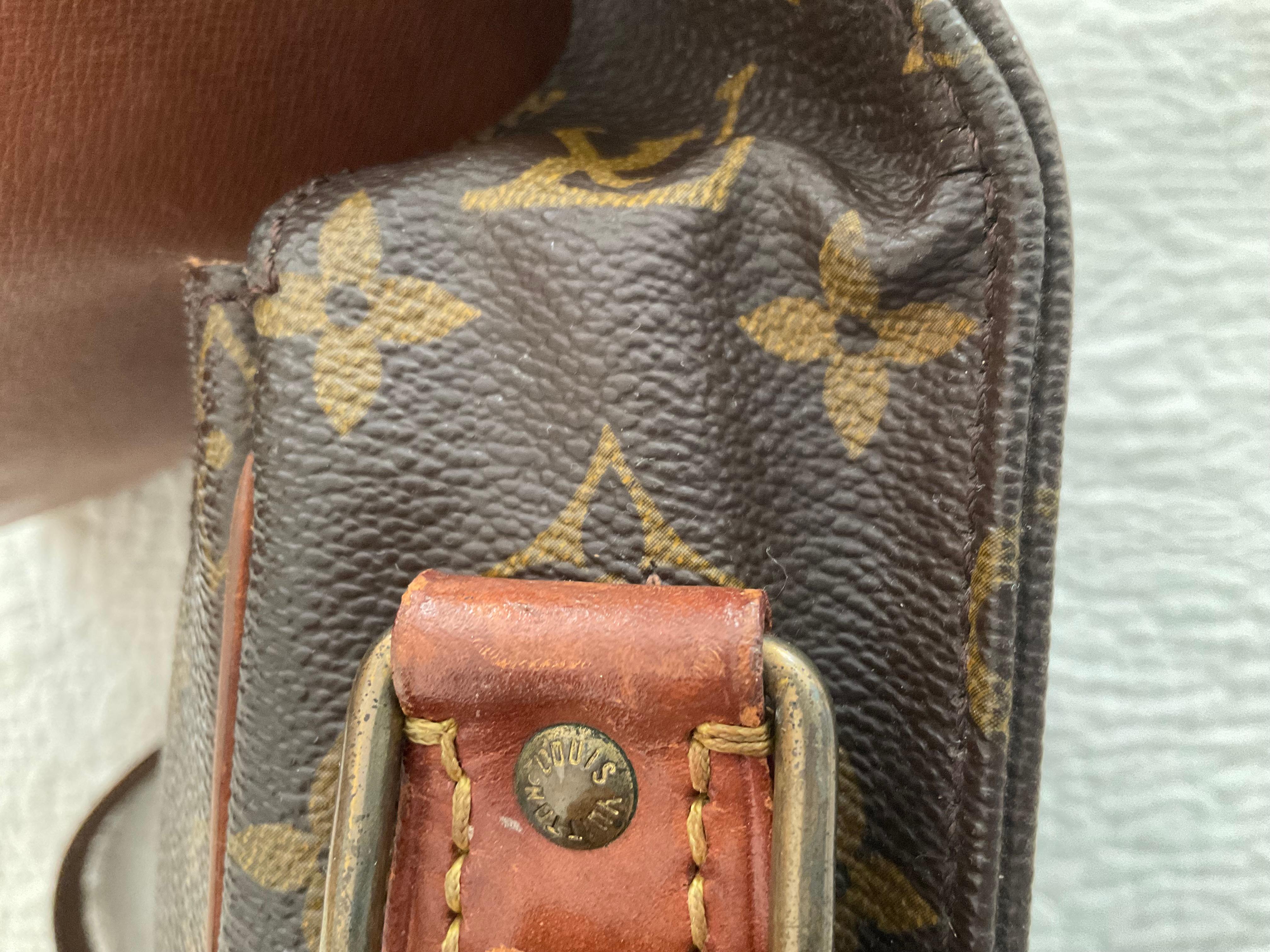 Louis Vuitton Monogram Cartouchière GM Crossbody Bag SL0941 en vente 11