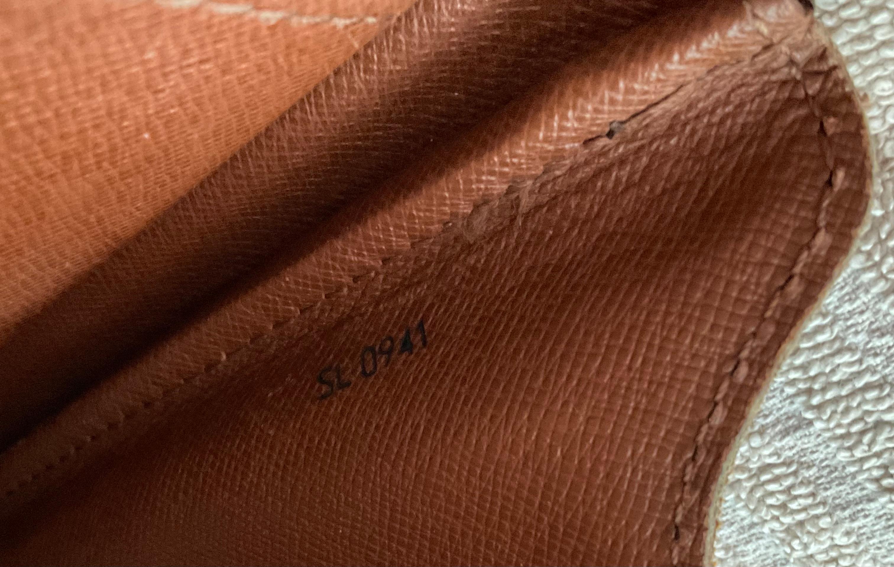 Louis Vuitton Monogram Cartouchière GM Crossbody Bag SL0941 en vente 12