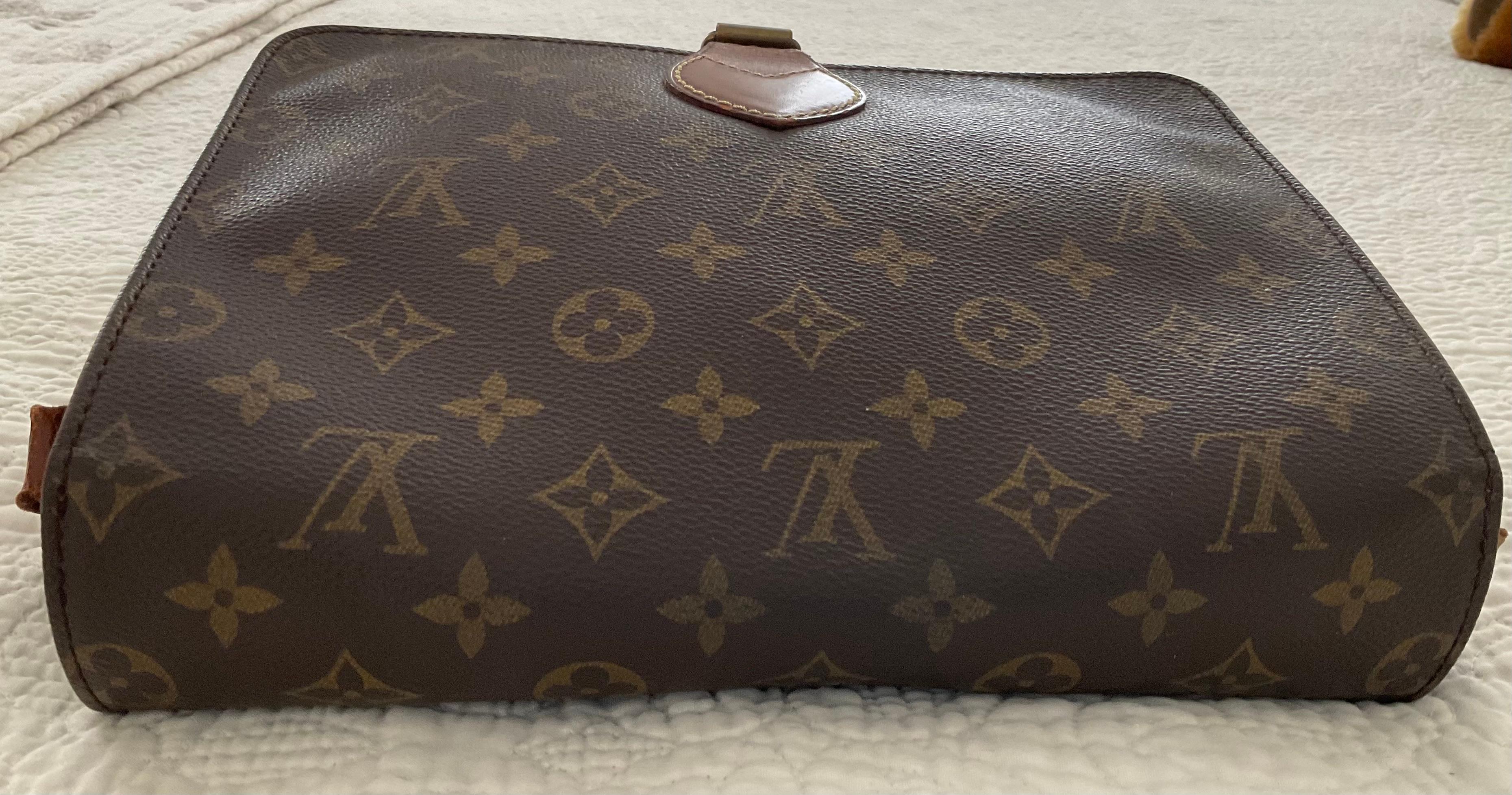Louis Vuitton Monogram Cartouchière GM Crossbody Bag SL0941 en vente 2