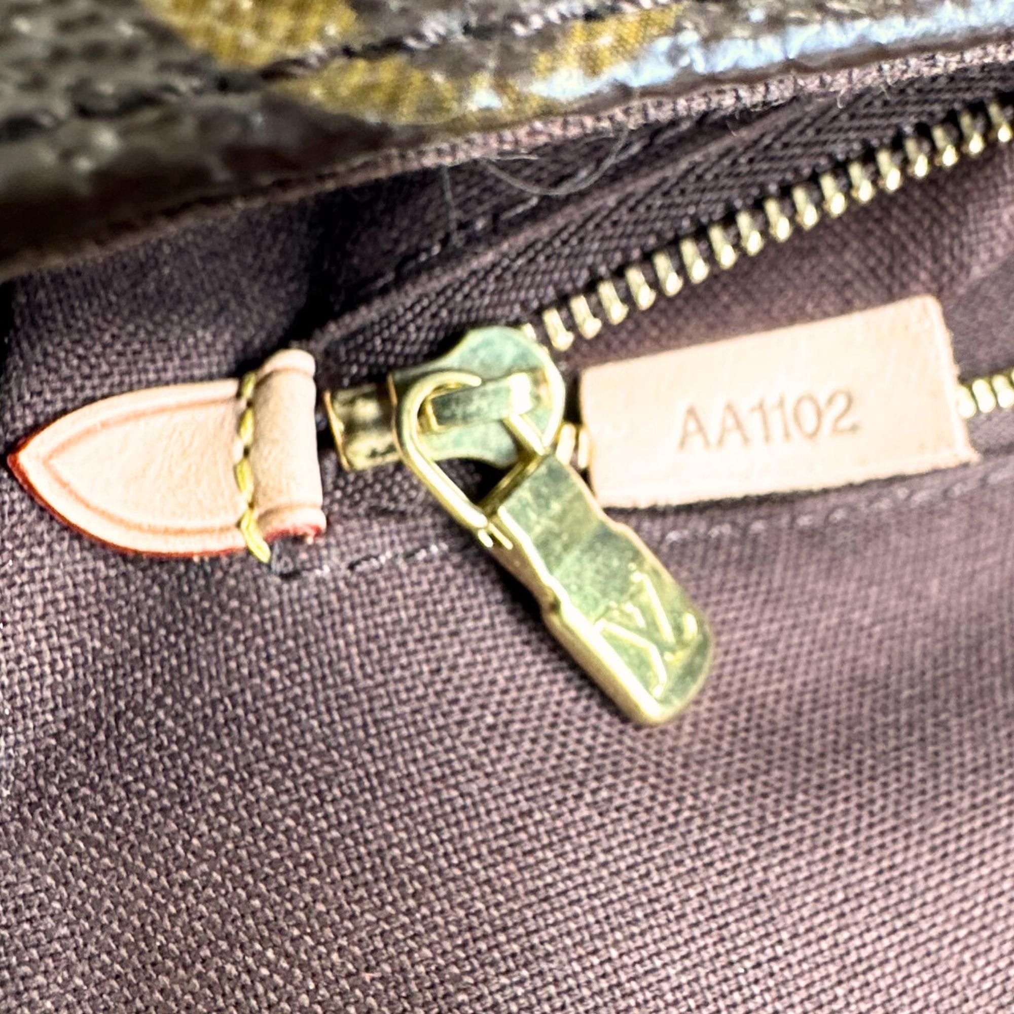 Louis Vuitton Monogram Chantilly MM Messenger Bag 7