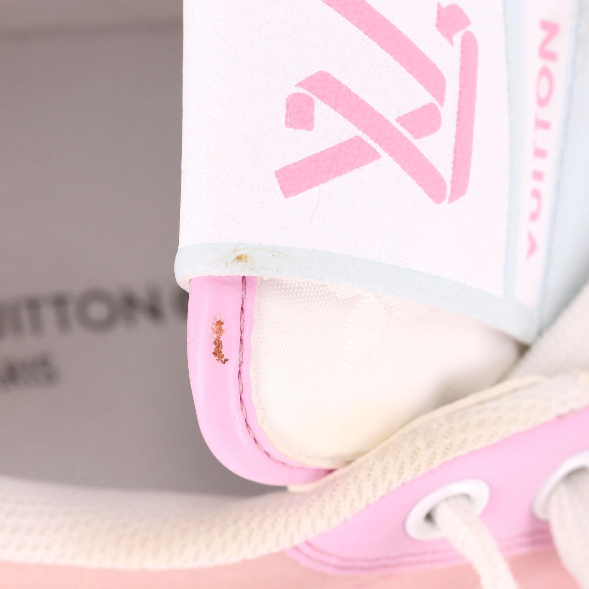 Louis Vuitton Charlie Turnschuhe mit Monogramm im Angebot 8