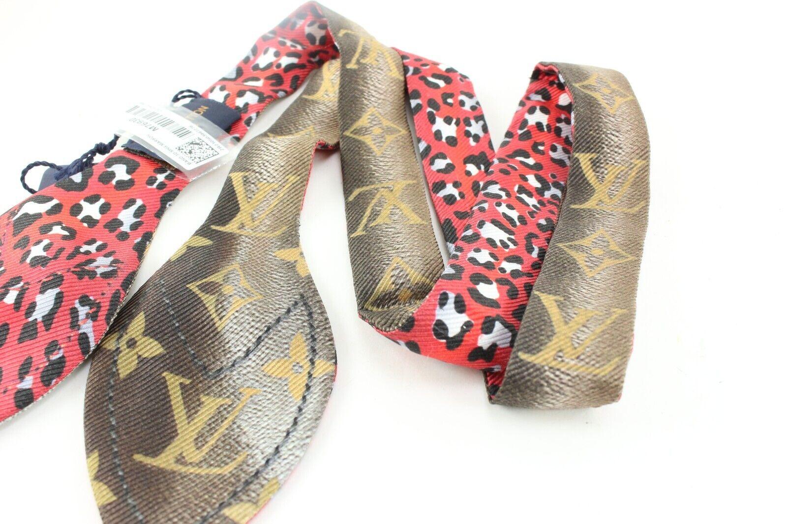 Louis Vuitton Monogram Cheetah 3d Leopard Bandeau Scarf Silk 3LV0413C In New Condition For Sale In Dix hills, NY