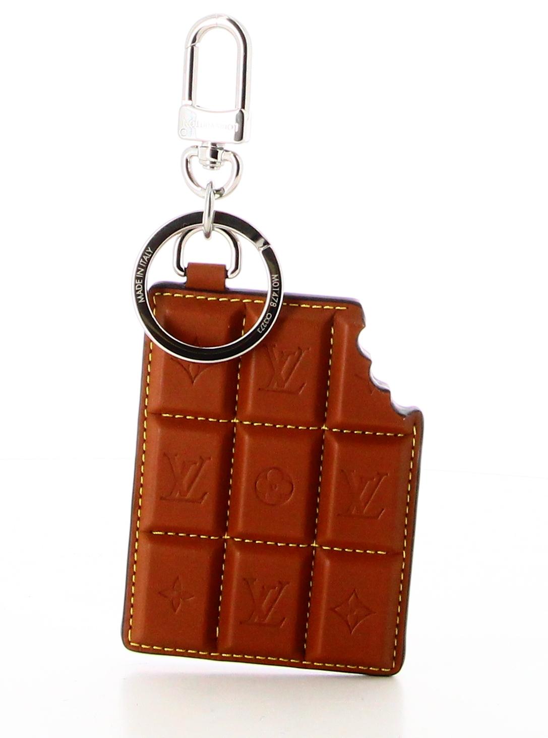 Women's or Men's Louis Vuitton Monogram Chocolate Bar Key Ring  For Sale