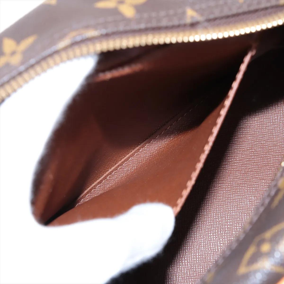 *Louis Vuitton Monogram Cite MM en vente 8