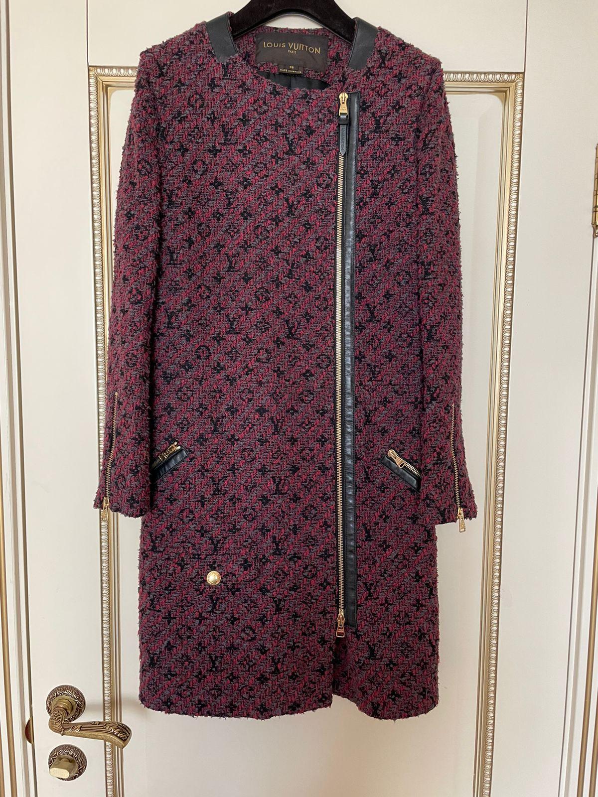Louis Vuitton Monogram Coat/ Abito in vendita 8