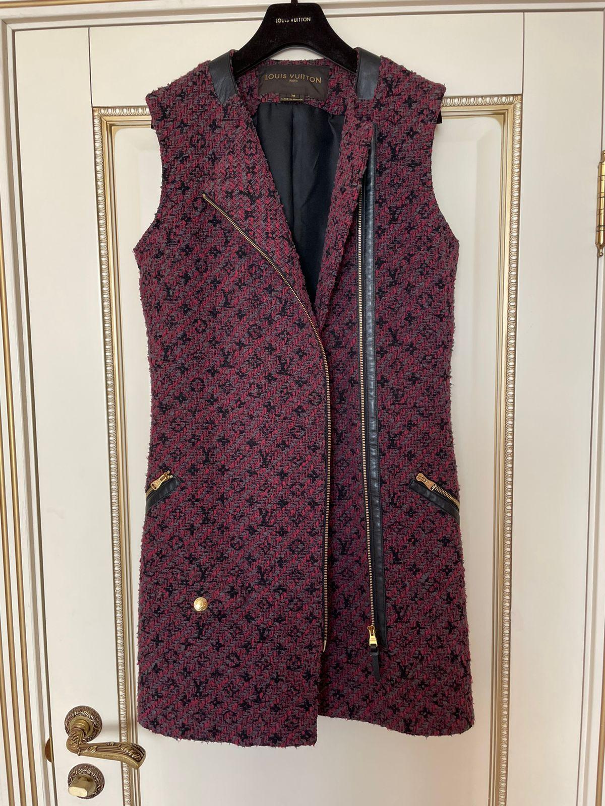 Louis Vuitton Monogram Coat/ Abito in vendita 12