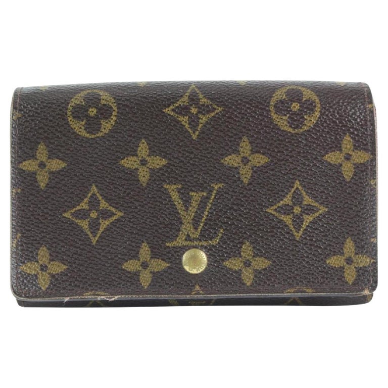 Louis Vuitton Monogram Compact Zippy Snap Wallet 144lvs430 For Sale at  1stDibs