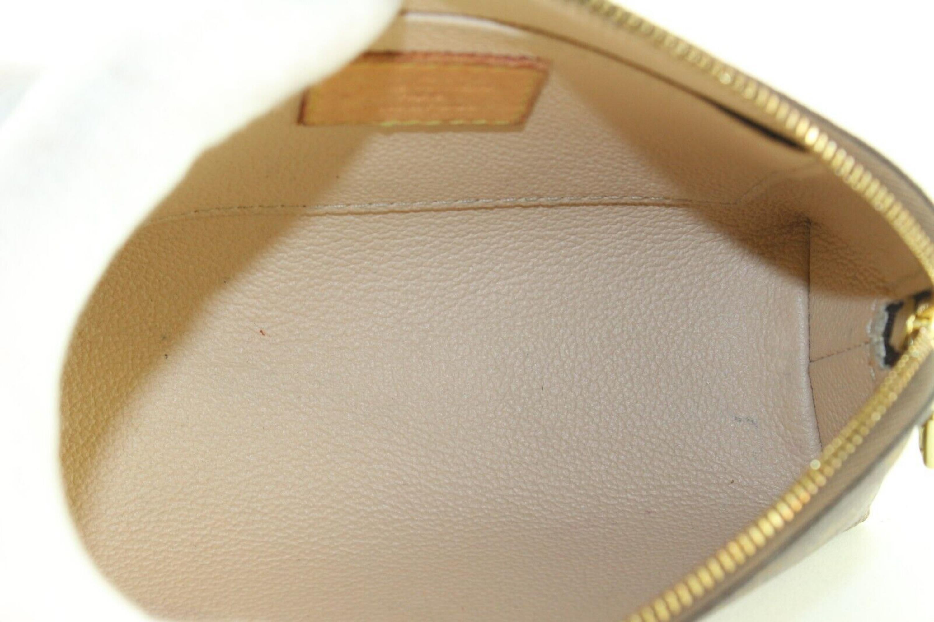 Louis Vuitton Monogram Cosmetic Pouch PM 1LV0509 For Sale 5