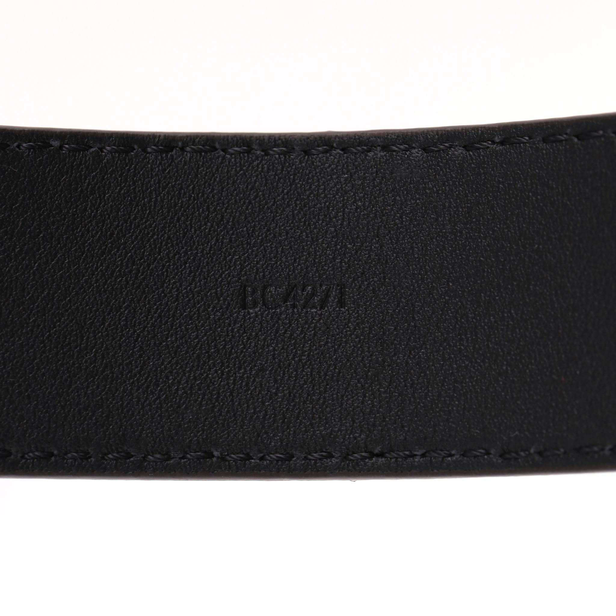 Louis Vuitton Monogram Daily Multi Pocket Belt Bag en vente 6