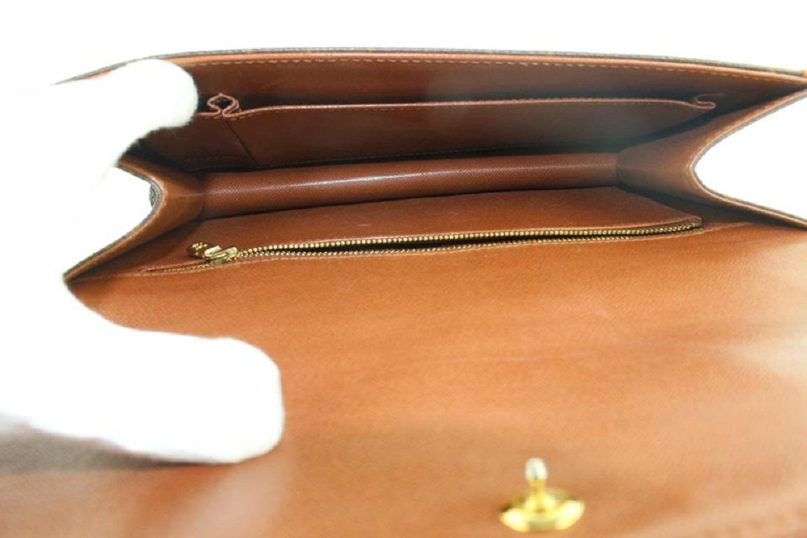 Louis Vuitton Monogram Dame GM Envelope Clutch 217lvs55 In Good Condition In Dix hills, NY