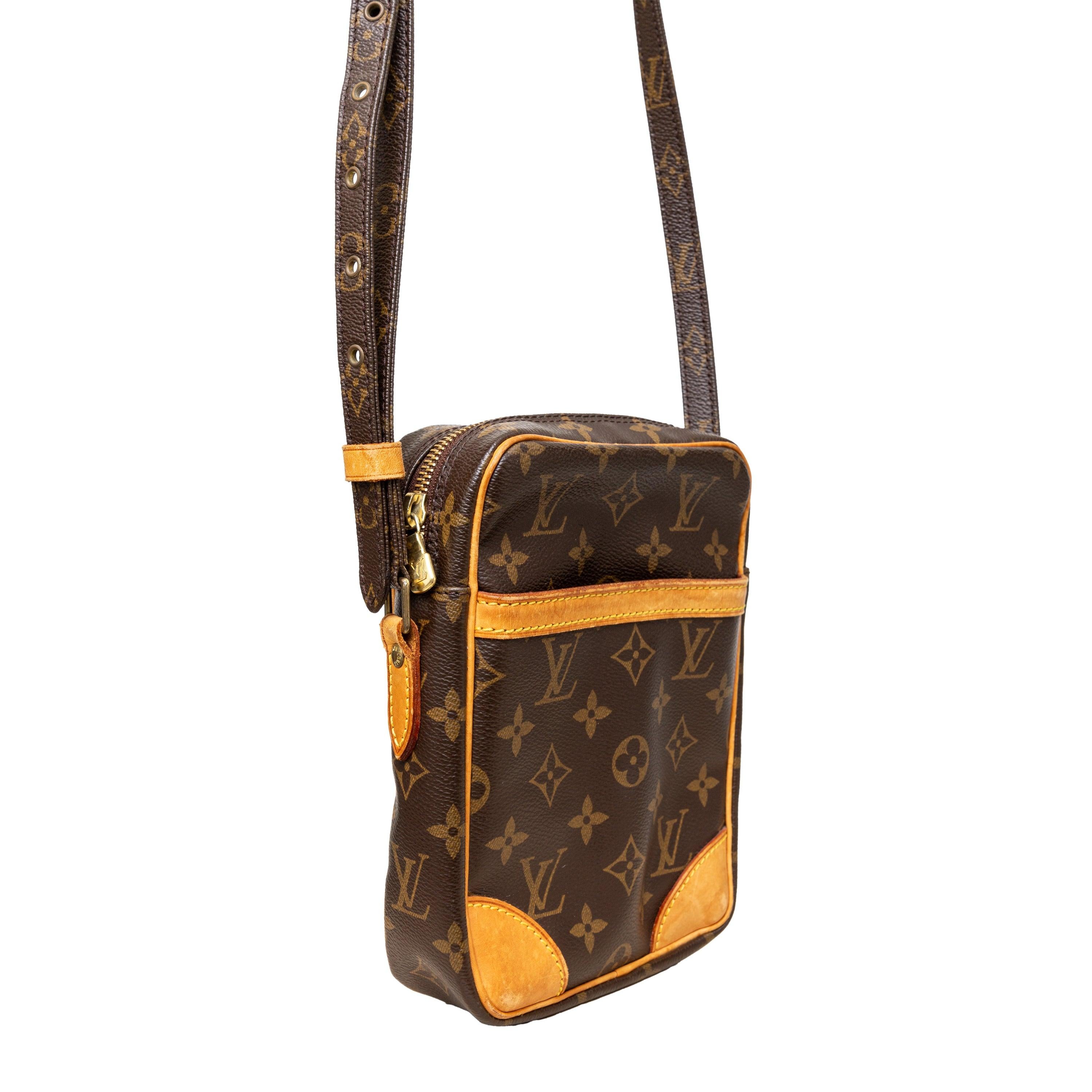 Men's Louis Vuitton Monogram Danube Crossbody Bag - '10s