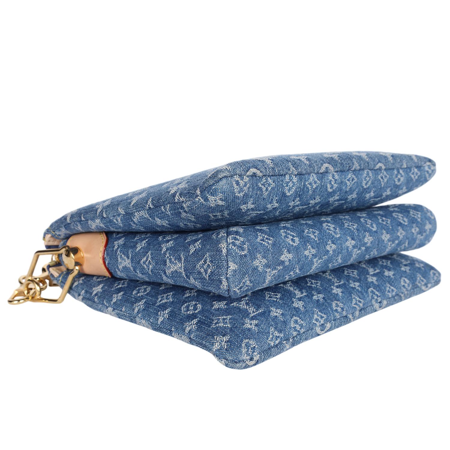 LOUIS VUITTON Monogram Denim Coussin PM Blu in vendita 6