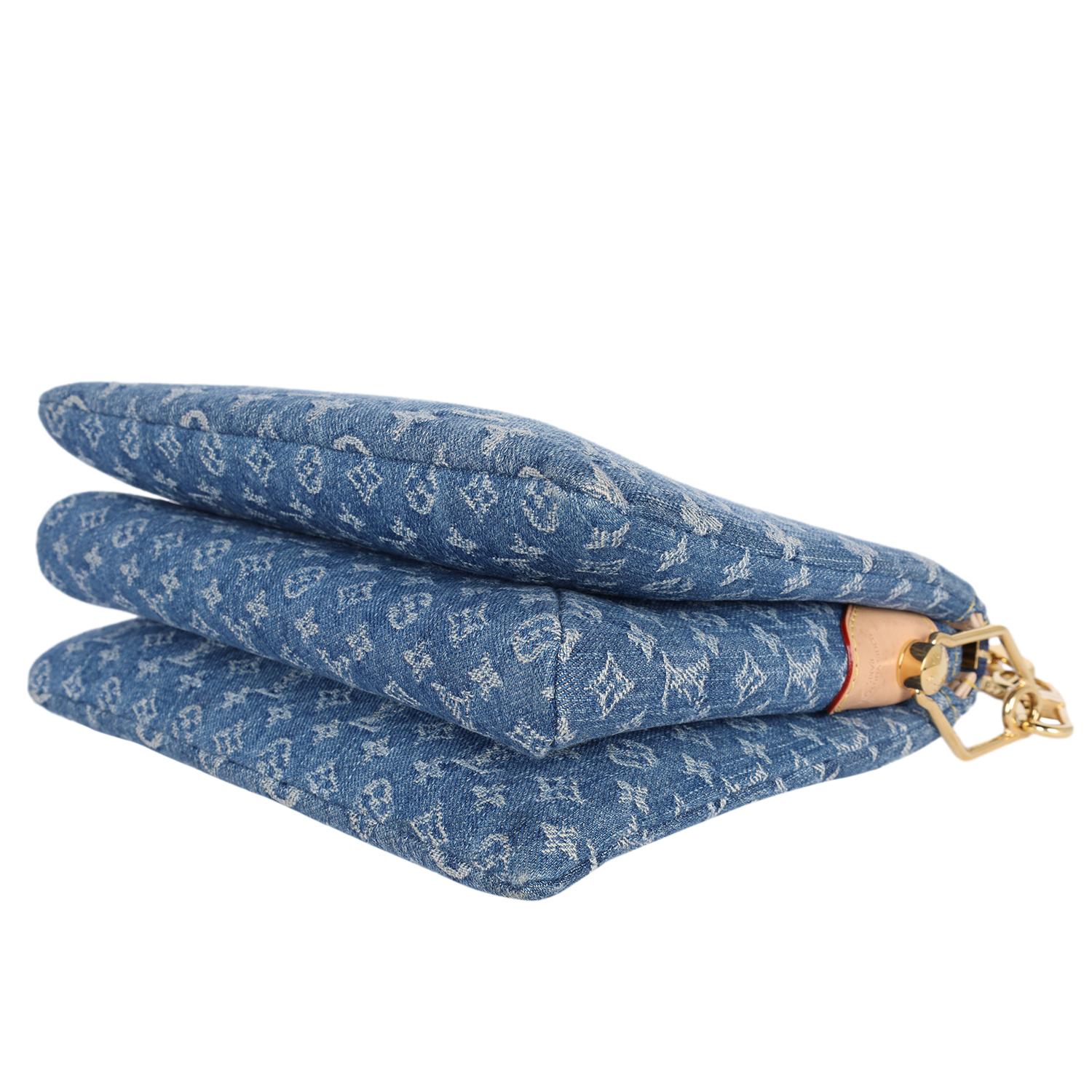 LOUIS VUITTON Monogram Denim Coussin PM Blu in vendita 7