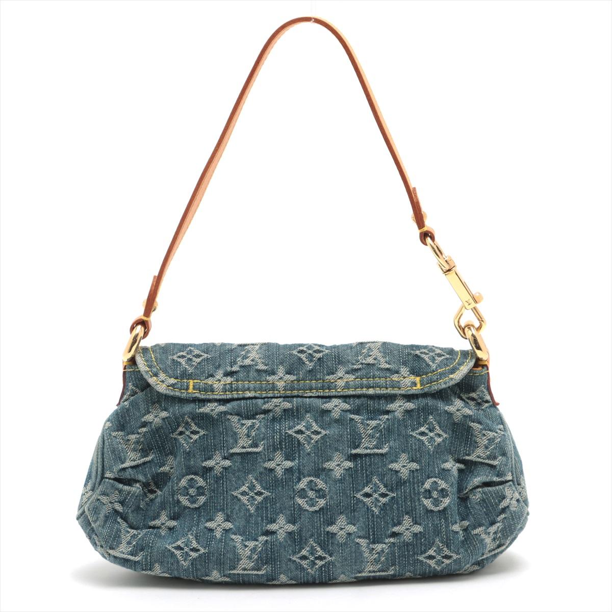 The Louis Vuitton Monogram Denim Mini Pleaty is a charming and fashionable accessory that combines the iconic Louis Vuitton monogram pattern with a contemporary denim twist. Crafted from high-quality denim fabric. The exterior of the bag features