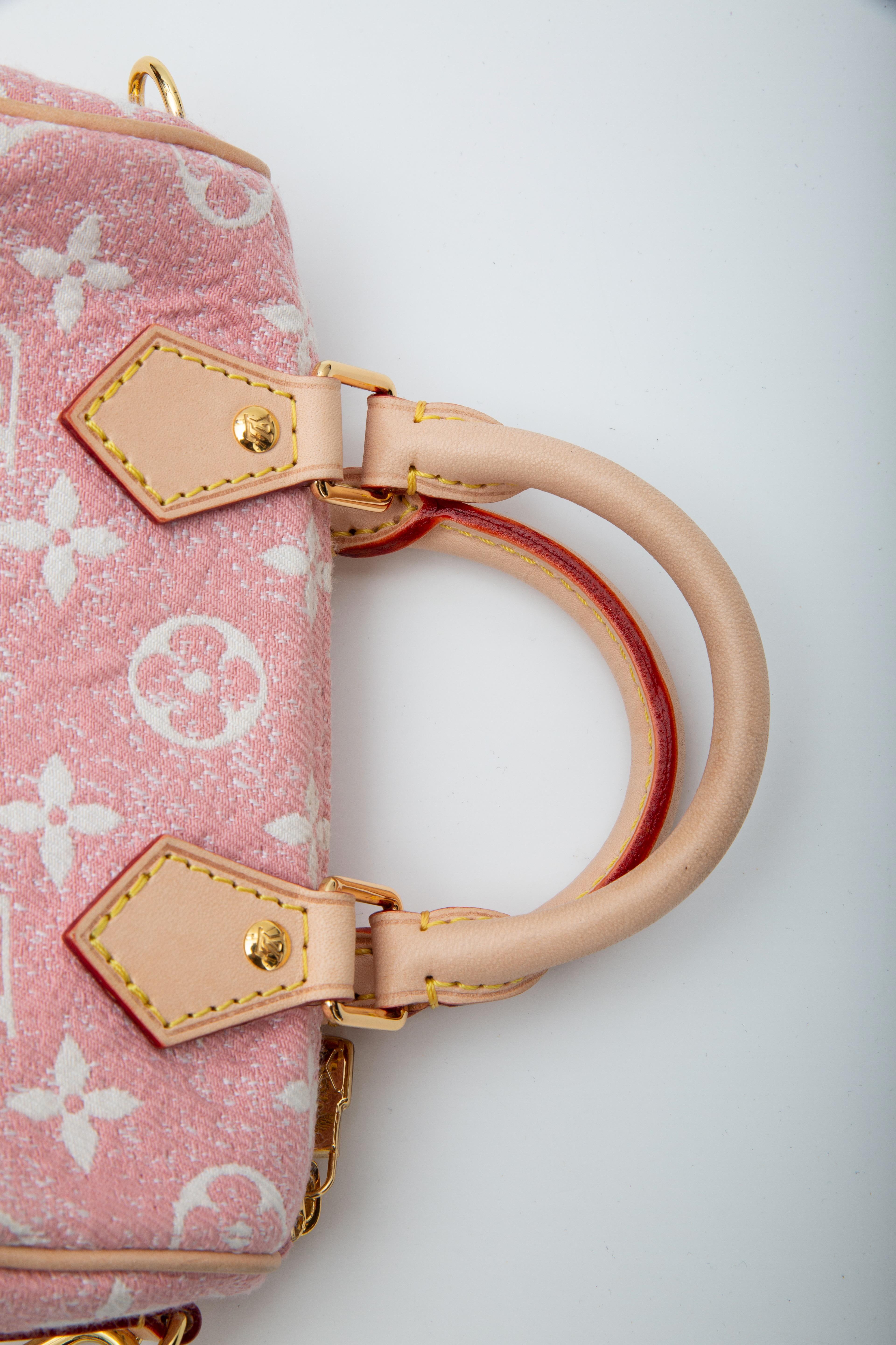 Louis Vuitton - Sac Nano Speedy en denim rose avec monogramme 1