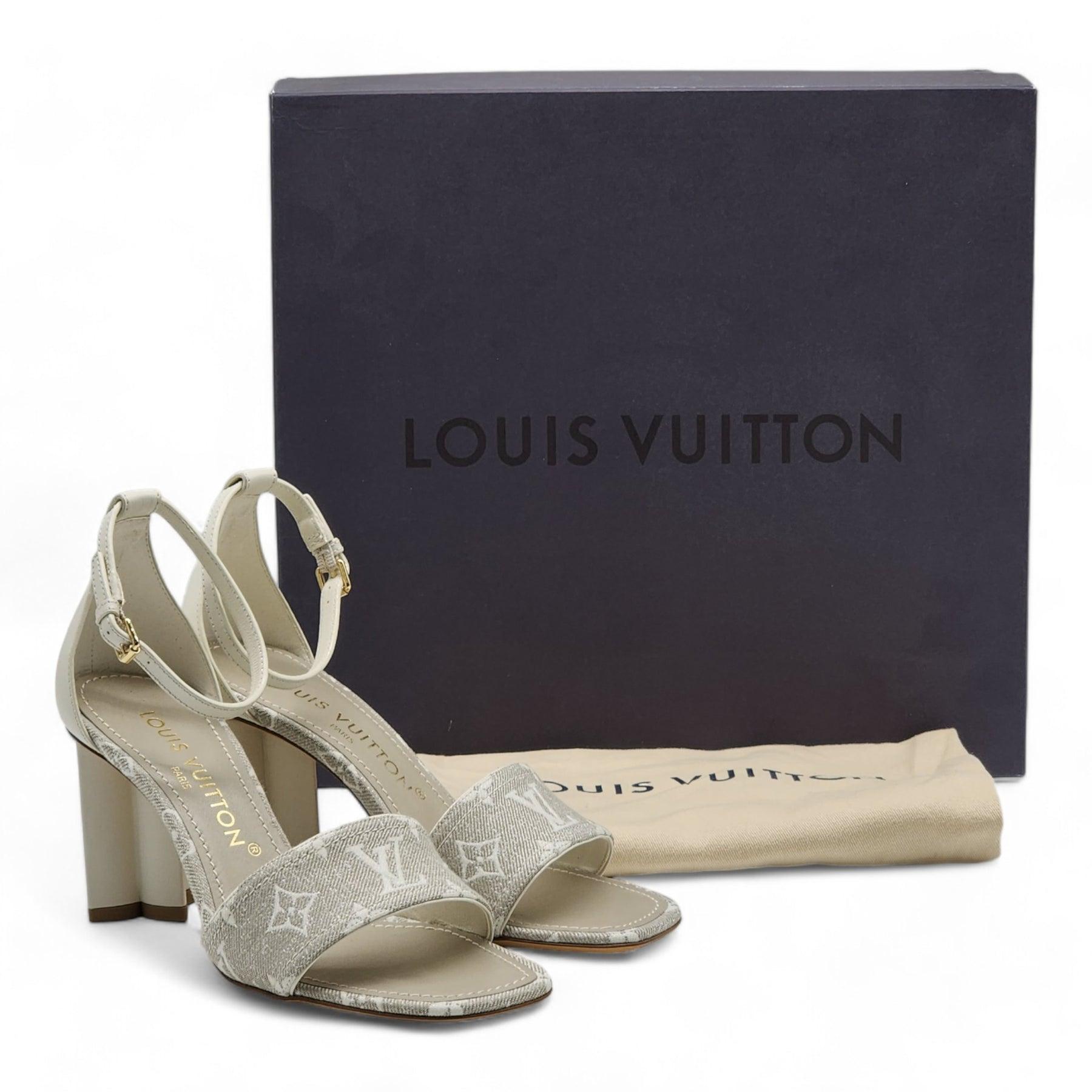 Monogram denim. 
Leather outsole. 
8 cm/3.1-inch heel.   
Monogram Flower-shaped heel. 
Made in Italy. 

Size: 36.5

Condition:
Brand new with box.
Minor scuffs as shown in the pictures. 