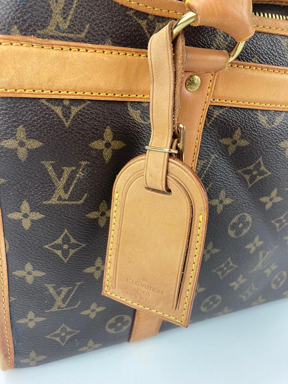 Louis Vuitton Monogram Dog Carrier 40 For Sale 4