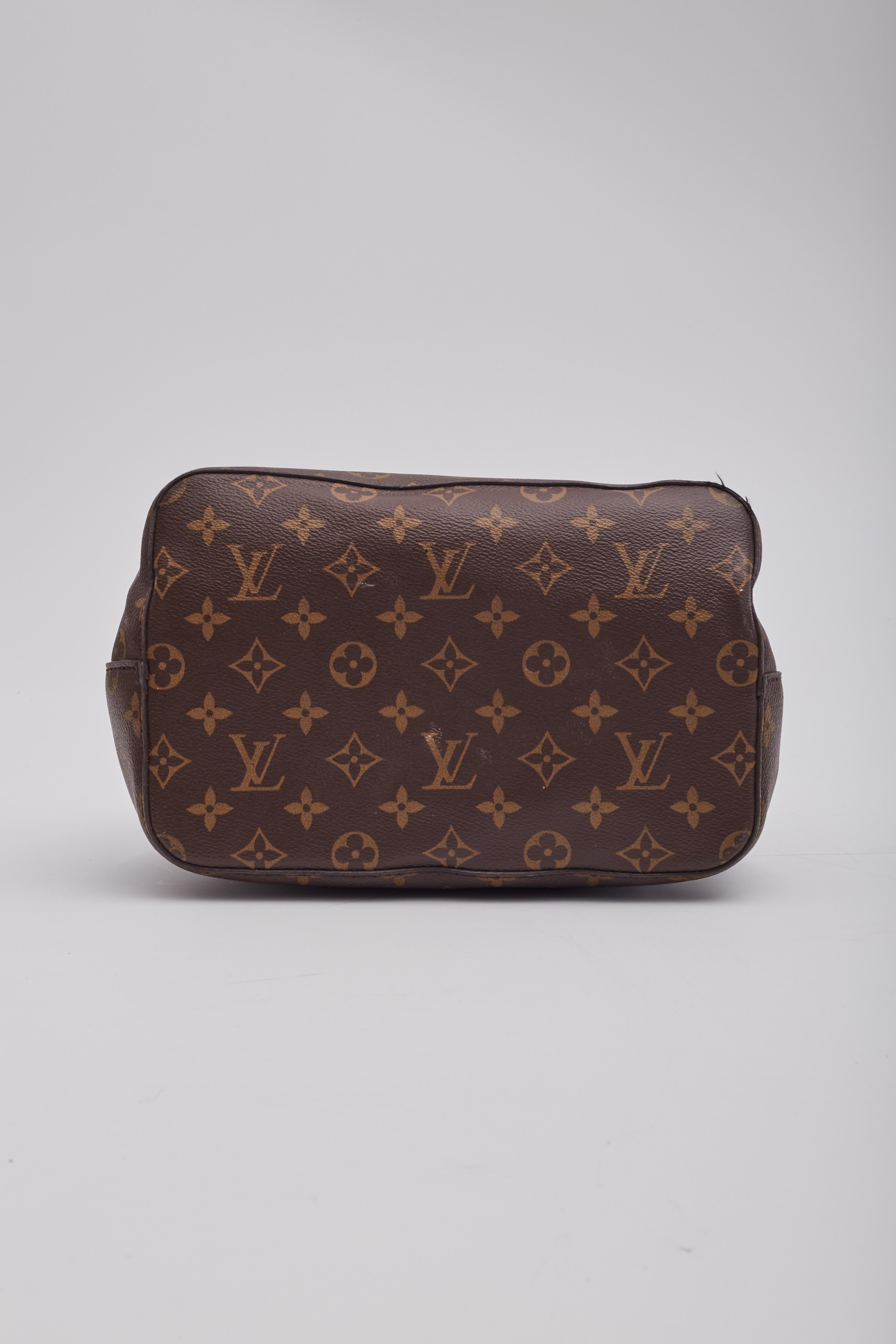 Bolso Louis Vuitton Monogram Drawstring Neonoe Mm Rojo 4